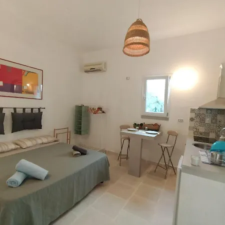 Casetta Tra Gli Ulivi בית נופש גרוטליה